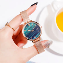 Load image into Gallery viewer, Fashion Ladies watches with bracelet

