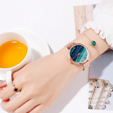 Load image into Gallery viewer, Fashion Ladies watches with bracelet
